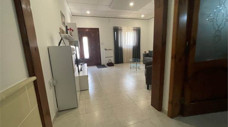 Dingli - 3 Bdr G/floor Maisonette, Furnished