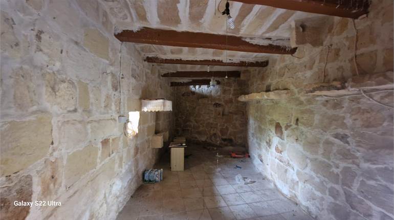 Qrendi - 68sqm Country House enjoying over2 tumoli