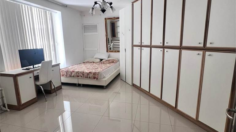 2-Bedroom Maisonette for Rent – Zebbug, Malta