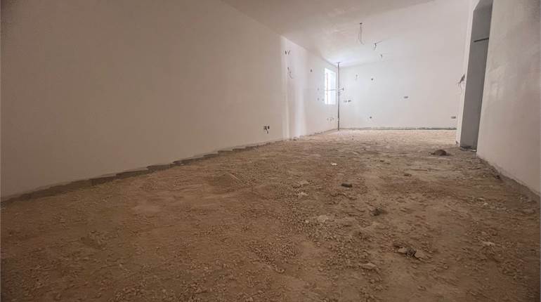 Qormi - 2 Bedroom 2nd Floor Finished Apartment 