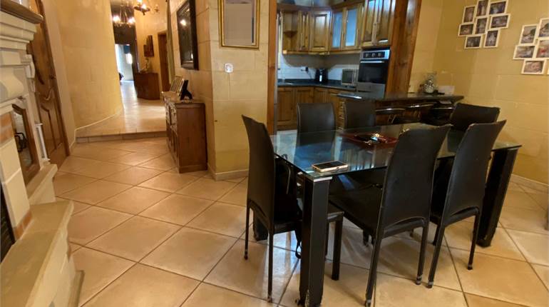 Victoria Gozo - 3 Bedroom Furnished Elevated Apart