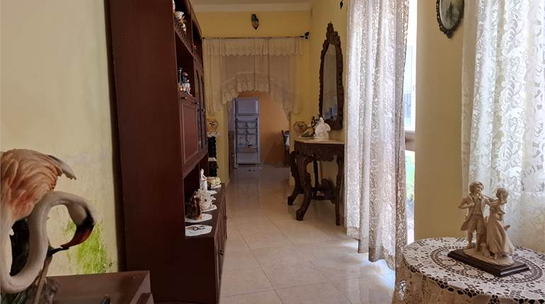 Gudja - Habitable 3 Bedroom House of Character + Space For Pool