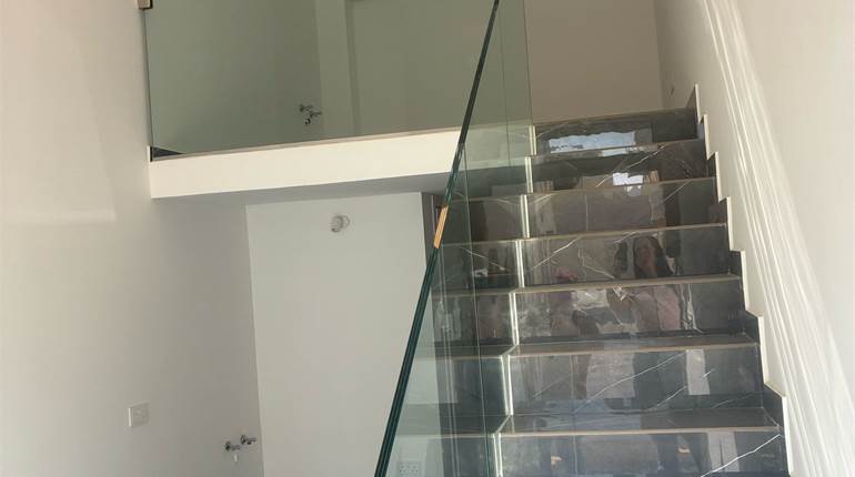 Iklin - Class 4b  - For Rent