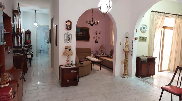 Marsascala - 2 Bedroom Elevated Ground Floor Maisonette + 2 car Garage 
