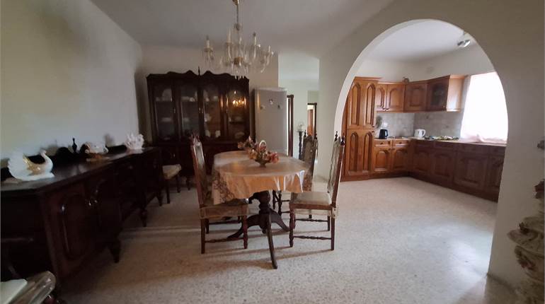 Marsa - 3 Bedroom Aparment + Roof + Washroom