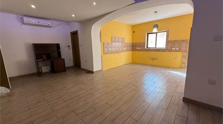 Zabbar - 3 Bedroom Finished Terraced House With Roof 