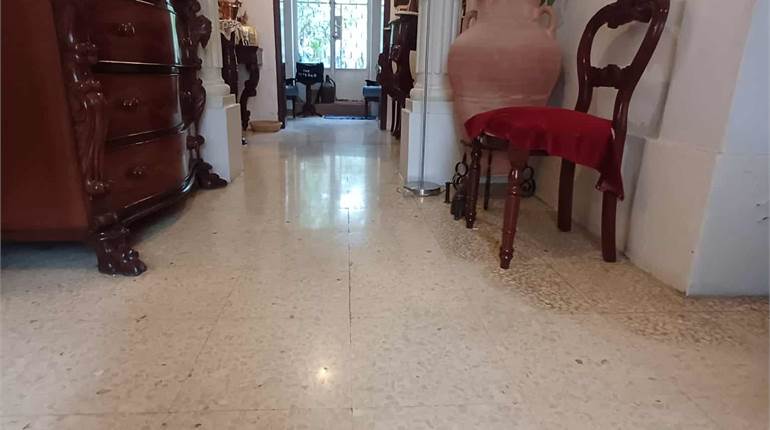 Paola- 4 Bedroom Habitable Townhouse+ Garden + Garage