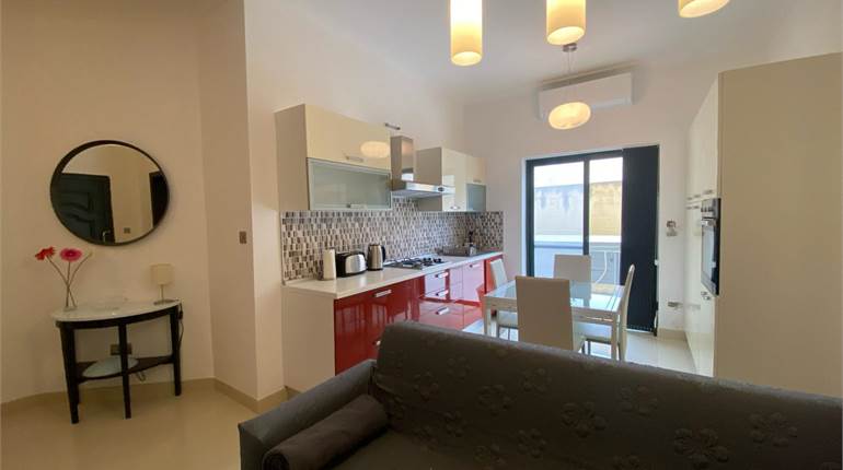 Gozo Kercem: Two bedroom Maisonette with jacuzzi 