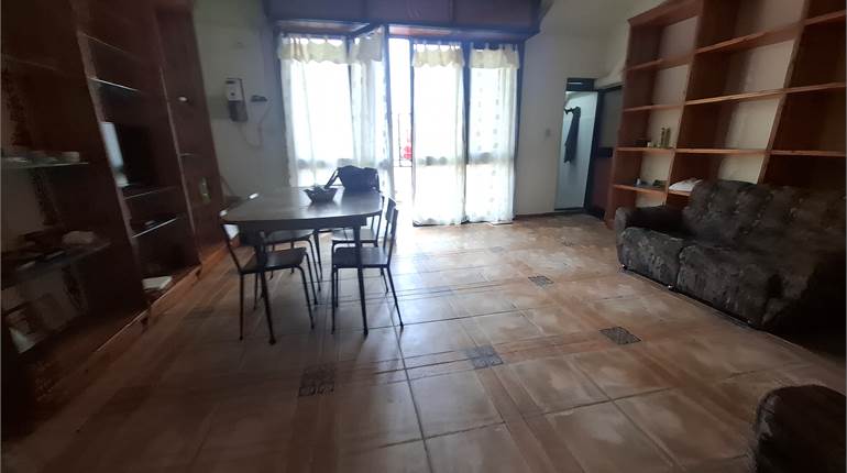 B'Bugia - Street Level Garage