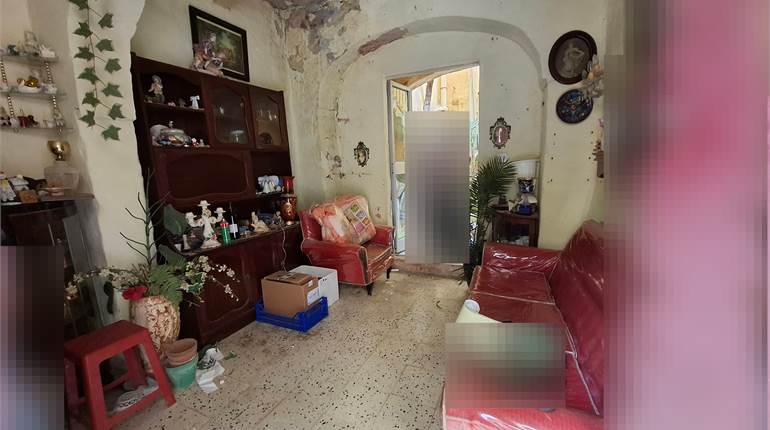 Qormi - Unconverted House of Character 