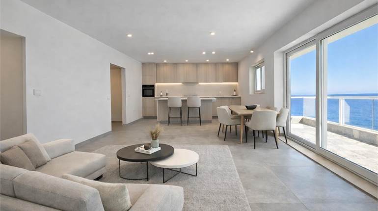 St.Pauls Bay - 3 Bedroom Fully Finished Apartment + Side Sea Views