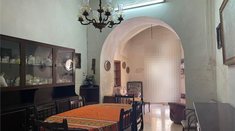 Mosta - 2/3 Bedroom Town House in a Prime Area