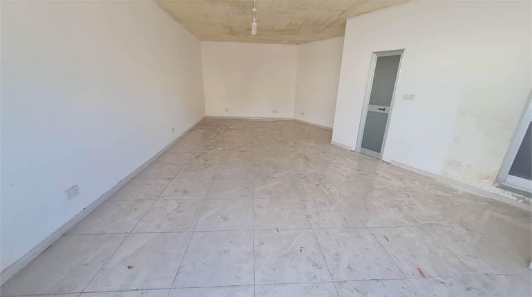 Garage for rent in Qormi