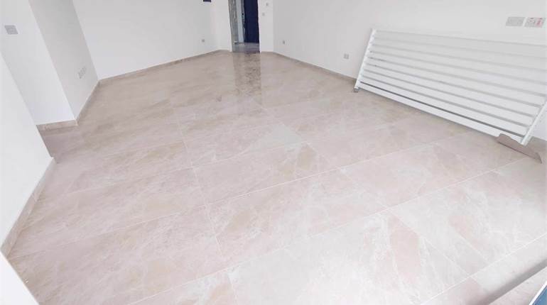 Zabbar - 3 Bedroom Apt+side views of ODZ Area