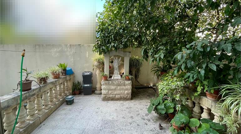 Luqa - Terraced House + Garden + Garage