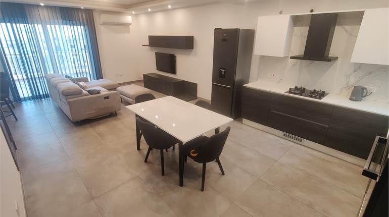 Zurrieq - 3 Bdr Penthouse Modern Fully Furnished