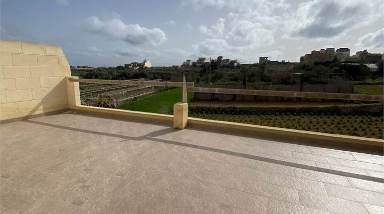 Nadur Gozo - 2 Bedroom Penthouse + Views